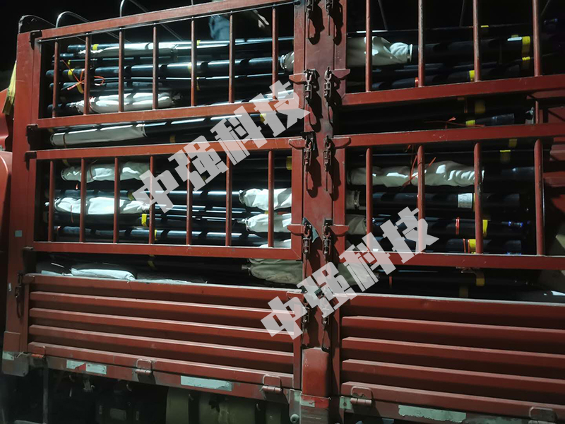 封孔器+聚氨酯+瓦斯抽放管走一車，發(fā)往山西呂梁