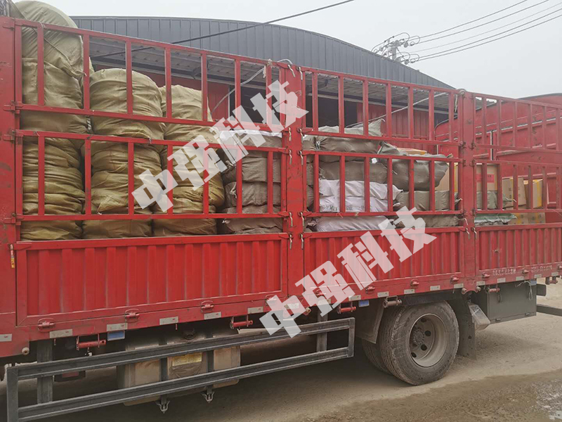 注漿封孔器+管件+球閥裝置，滿滿一大車發(fā)往山西太原